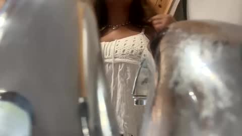 queennefertiti666 online show from February 16, 4:18 pm