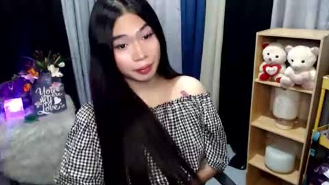 Mikka online show from May 1, 5:38 pm