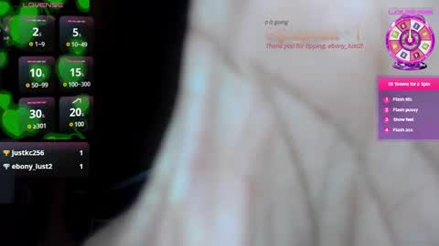 QueenOfHearts online show from March 3, 7:03 pm