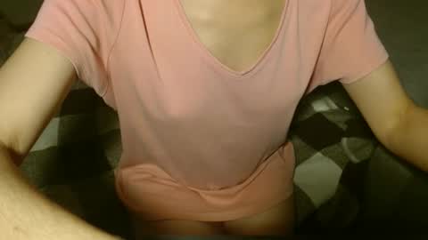 queenoftenderness online show from December 1, 5:15 pm