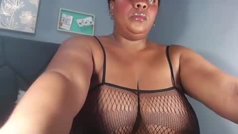 queenrachelbrown online show from July 5, 12:17 am