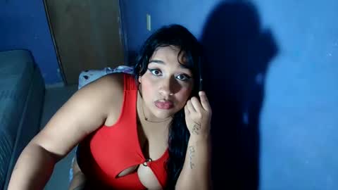 queensquirt27 online show from February 27, 9:20 am