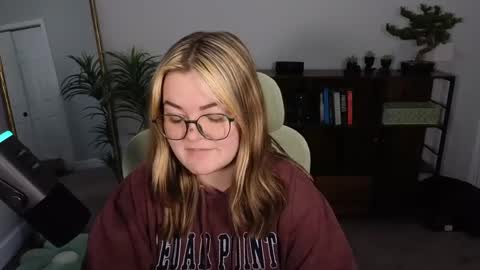 Bri online show from September 17, 3:04 am