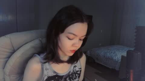 quietluxury online show from April 2, 12:35 pm