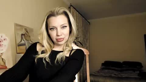 Snapshot of qurli24 chatting on February 25, 5:40 pm qurli24 online show from February 25, 5:40 pm