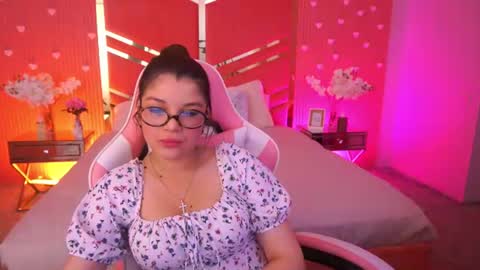 Karolina online show from June 18, 9:14 am