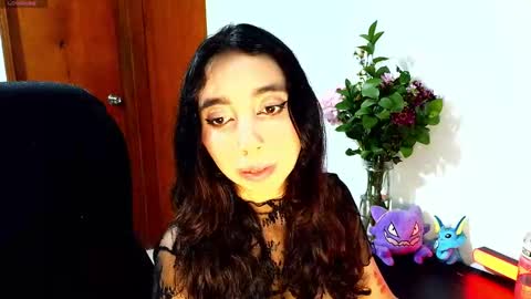 Snapshot of r0ttenangel chatting on September 19, 5:50 am Angel online show from September 19, 5:50 am