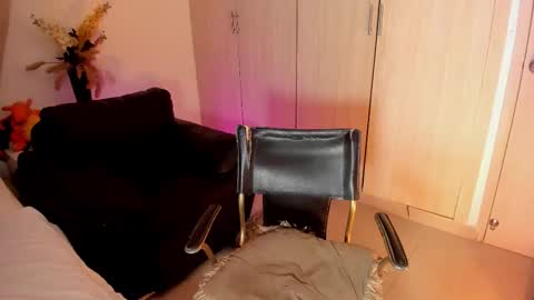 natalia  -  online show from October 29, 3:44 am