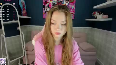 rachel_fernardi online show from July 29, 12:10 am