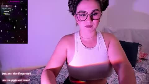 Rachel Foss online show from January 23, 9:50 pm