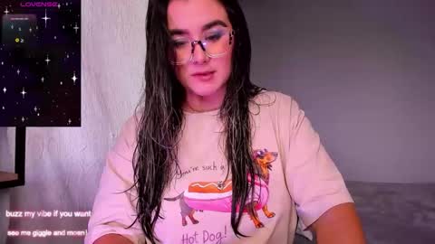 Rachel Foss online show from April 7, 7:16 pm