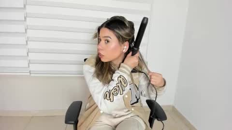 Rachell online show from October 26, 4:30 am