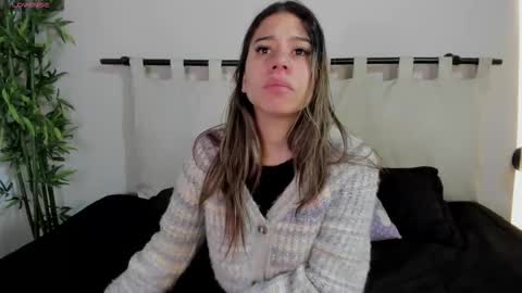 Rachell online show from March 17, 4:16 am