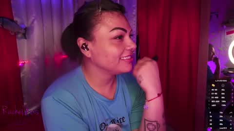Snapshot of rachellkors_ chatting on February 28, 3:15 pm rachellk online show from February 28, 3:15 pm