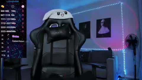  Miko Pleasee help me get 100 likes online show from March 10, 10:19 am