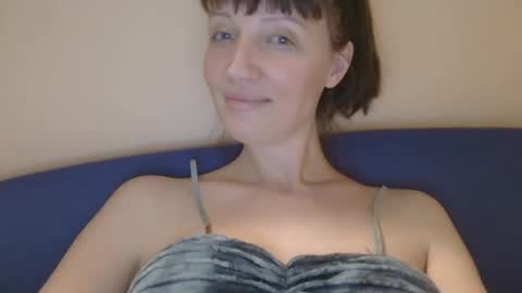 Rafaella online show from April 6, 6:53 pm