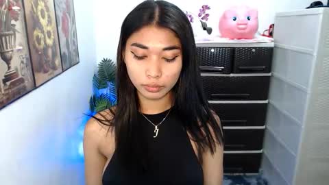 raindrizzle1706 online show from March 26, 3:25 pm