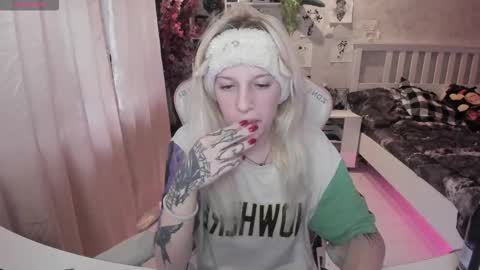 Rapunzel online show from October 30, 1:34 pm