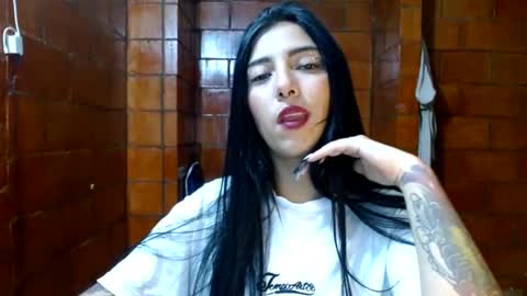 Snapshot of raven__purple chatting on January 29, 1:58 am raven__purple online show from January 29, 1:58 am