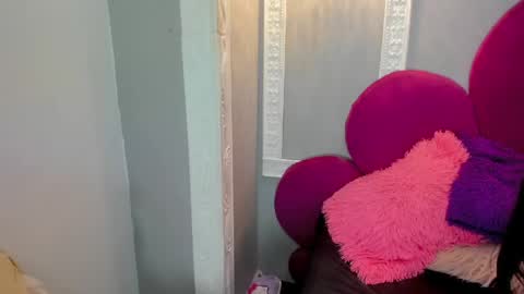 raven_loove online show from June 9, 6:29 pm