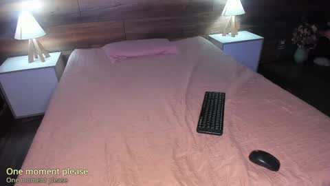 Victoria online show from November 19, 10:43 pm