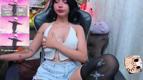 RavenN  online show from February 21, 11:55 am