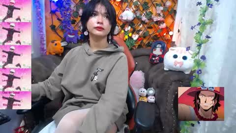 Snapshot of ravenn_20 chatting on March 11, 11:23 am RavenN online show from March 11, 11:23 am