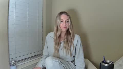 RayBabe online show from September 20, 2:43 am