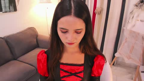 Raychell Black  online show from October 27, 4:35 pm