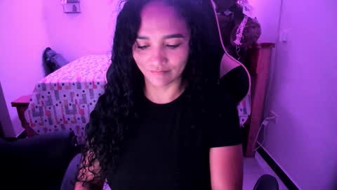 Danna online show from November 26, 7:26 pm