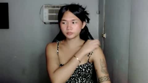 Snapshot of ready_or_notxx chatting on September 29, 1:27 pm DIANE online show from September 29, 1:27 pm