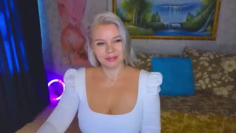 Im a little sick. Ill be back soon. online show from September 23, 5:49 am