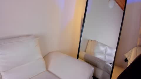 Rebeca Williams online show from March 18, 12:21 pm