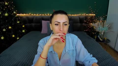 Snapshot of rebecca_diamonds chatting on January 15, 7:05 am rebecca_diamonds online show from January 15, 7:05 am