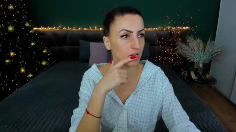 Snapshot of rebecca_diamonds chatting on January 8, 5:59 am rebecca_diamonds online show from January 8, 5:59 am