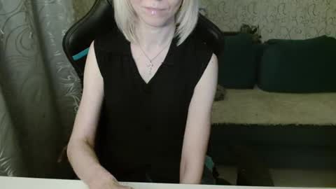 RebesaOlset online show from February 6, 5:19 pm