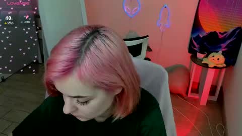 Bestie online show from February 21, 2:16 pm