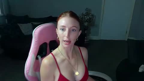 Red -  online show from November 17, 2:51 pm