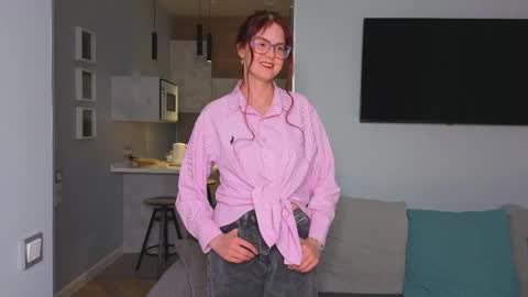 Alice Red online show from May 3, 6:00 pm