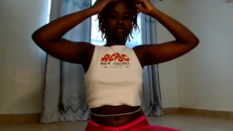 redrubyyyy online show from December 2, 11:56 am