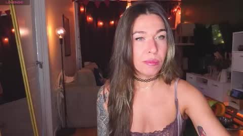 Snapshot of reginahawkinss chatting on October 4, 10:10 am ReginaHawkinss online show from October 4, 10:10 am