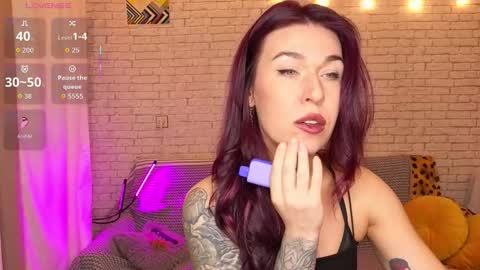 ReginaHawkinss online show from December 17, 9:57 am