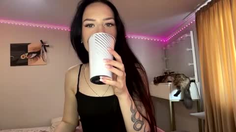Amelia online show from July 8, 8:38 am