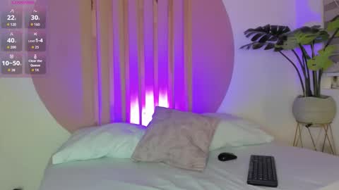 R E I online show from November 24, 1:35 pm