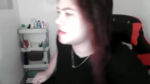 reign2525 online show from October 6, 12:22 pm