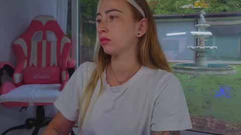 reina cummings online show from September 30, 6:19 am