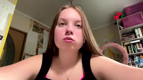 Annabel online show from June 25, 8:08 am