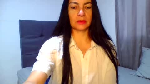 renata_hot1 online show from June 12, 10:51 pm