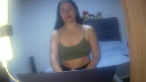 renata_hot1 online show from November 14, 3:28 am