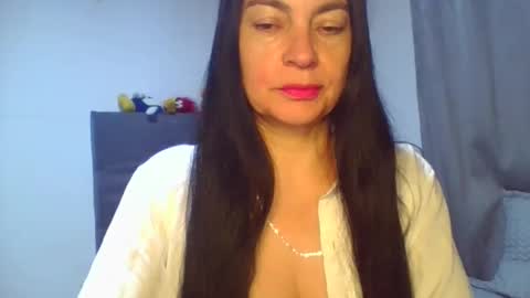 renata_hot1 online show from May 16, 1:41 am